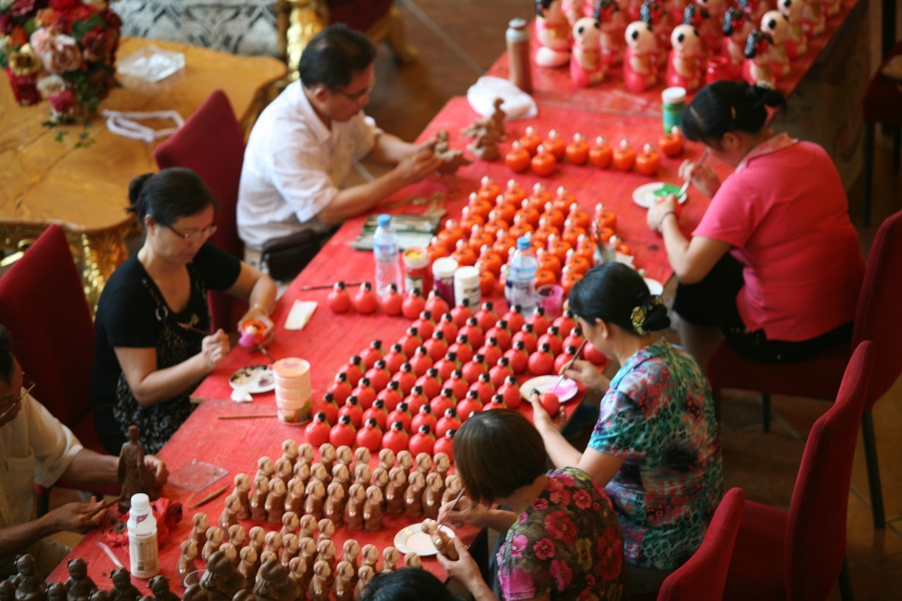 买一送一法国进口波尔多红酒,法国原瓶进口红酒多少钱