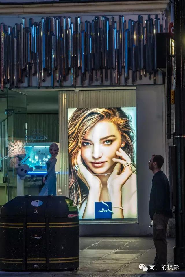 鑻卞浗浼︽暒娓歌,鑻卞浗浼︽暒鏃呮父娓歌