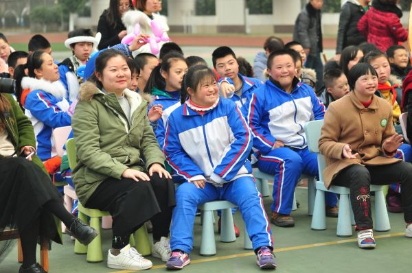 萨马兰奇杯高中足球联赛,萨马兰奇气排球比赛