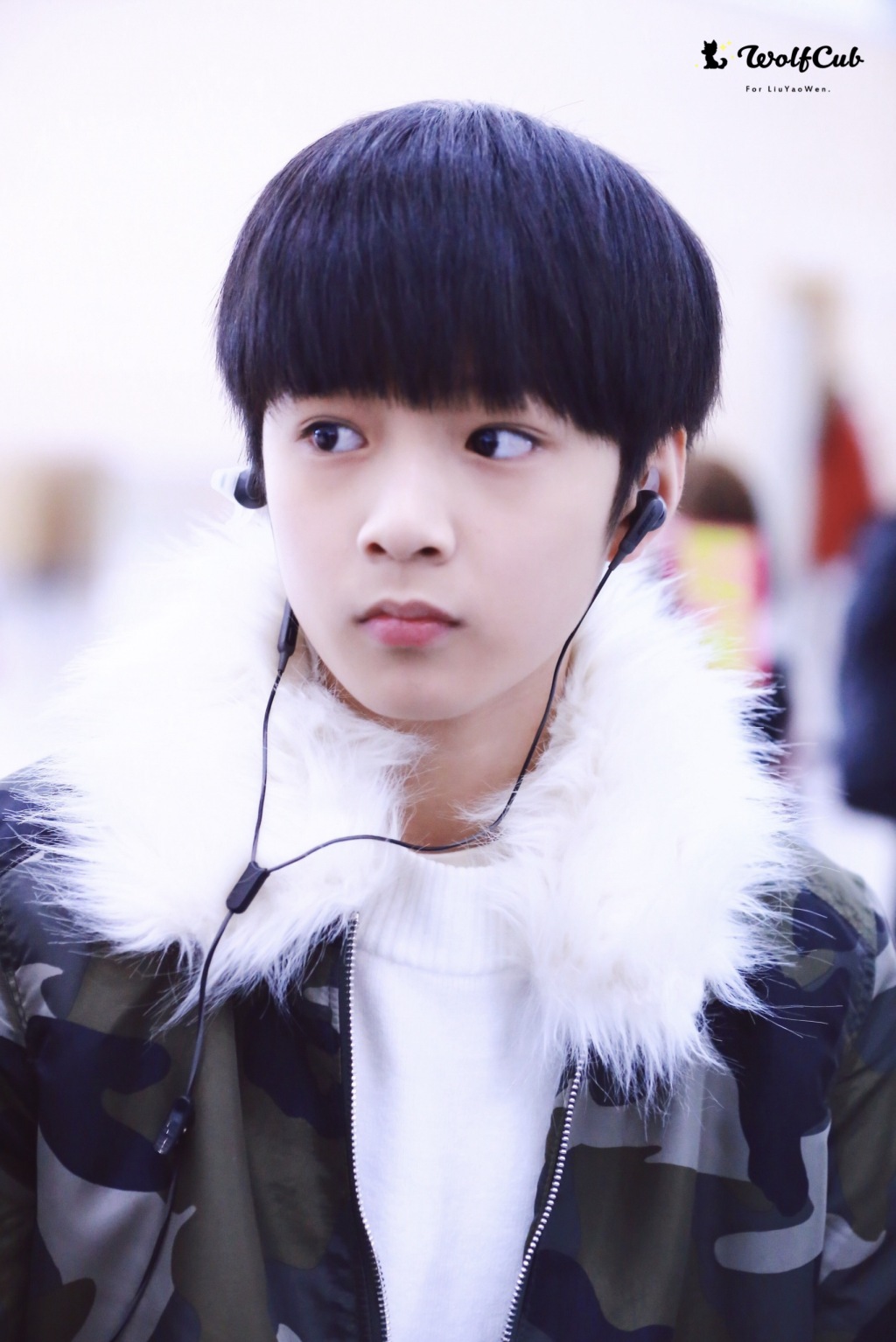 他是TF家族的忙内，江湖人称钢铁直男小狼崽，却有一颗当老大的心