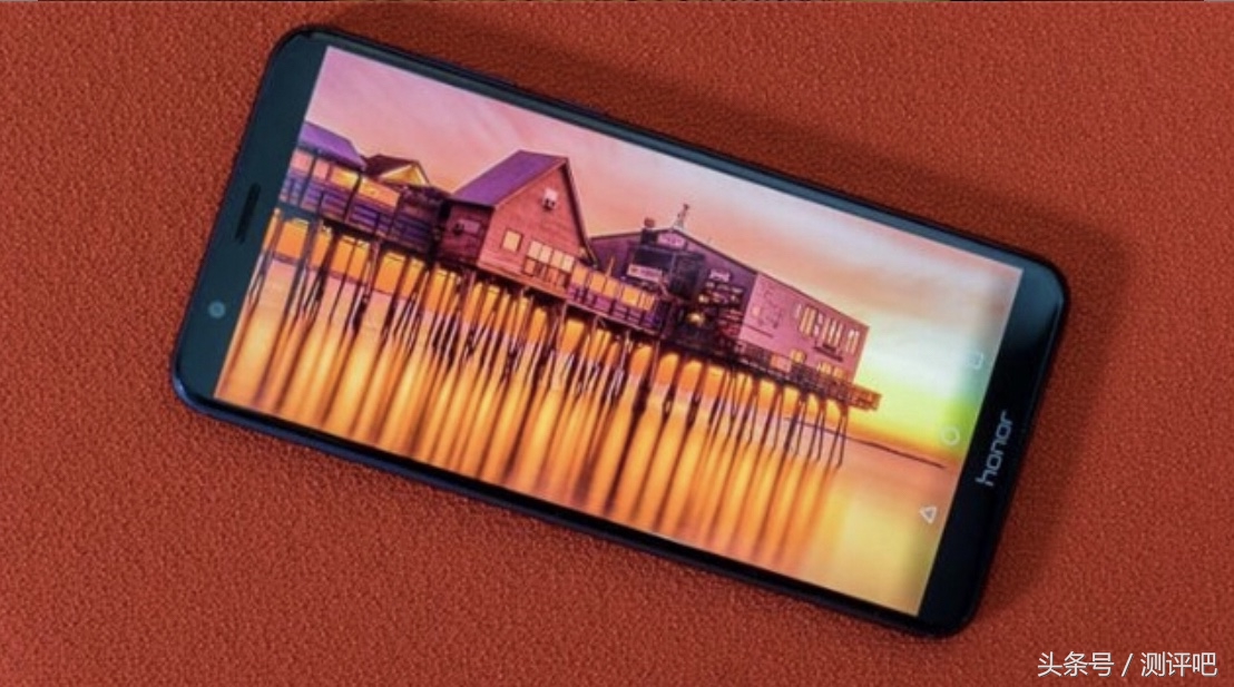 荣耀畅玩7x还值得入手吗,荣耀畅玩7X测评游戏
