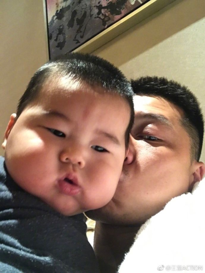 2017年出生的21个星二代宝宝，你最喜欢哪一个？最期待谁的发展？