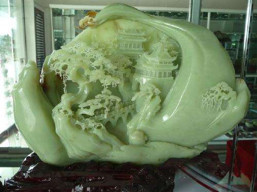 玉石微信扫一扫鉴定玉石真假,玉石的鉴别方法和技巧