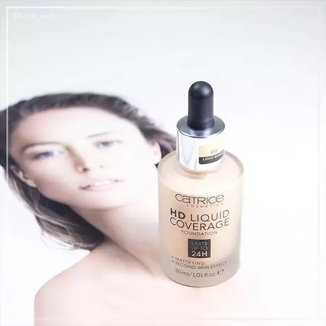 轻薄不脱妆粉底,轻薄持久粉底推荐