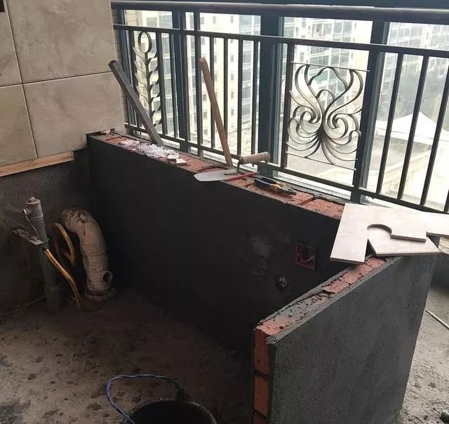 从业瓦工30年的老学徒,瓦工师傅做房子