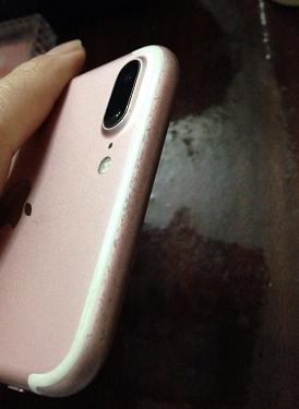 iphone7plus128g亮黑色,iphone7plus128g港版的能卖多少钱