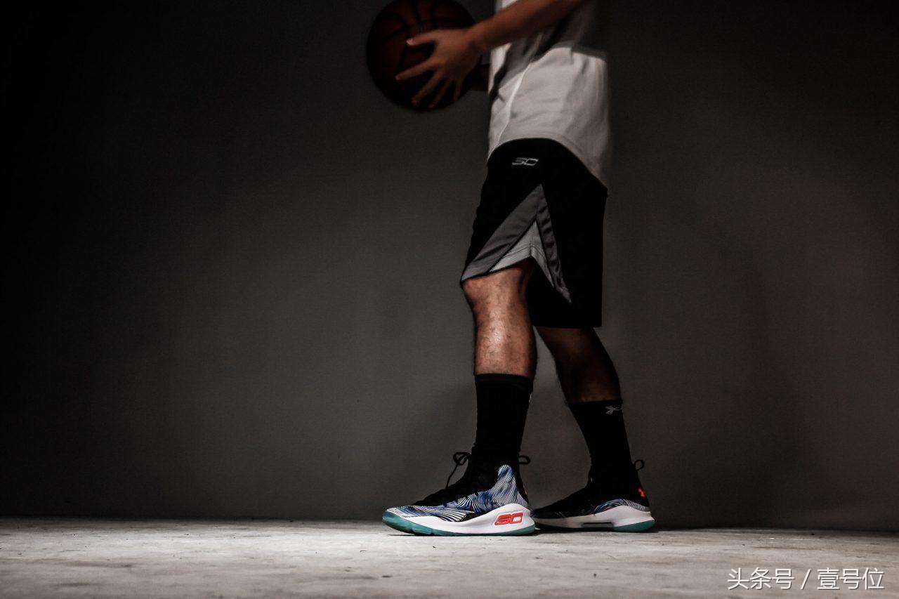 球鞋测评库里1代,球鞋测评库里四樱花粉