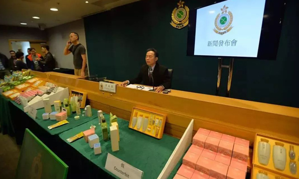 香奈儿、雪花秀、兰芝等大牌秒变low牌！网友：善良限制了我的想象