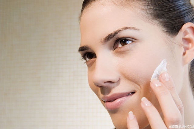 原来……最伤皮肤的不是化妆,而是卸妆!