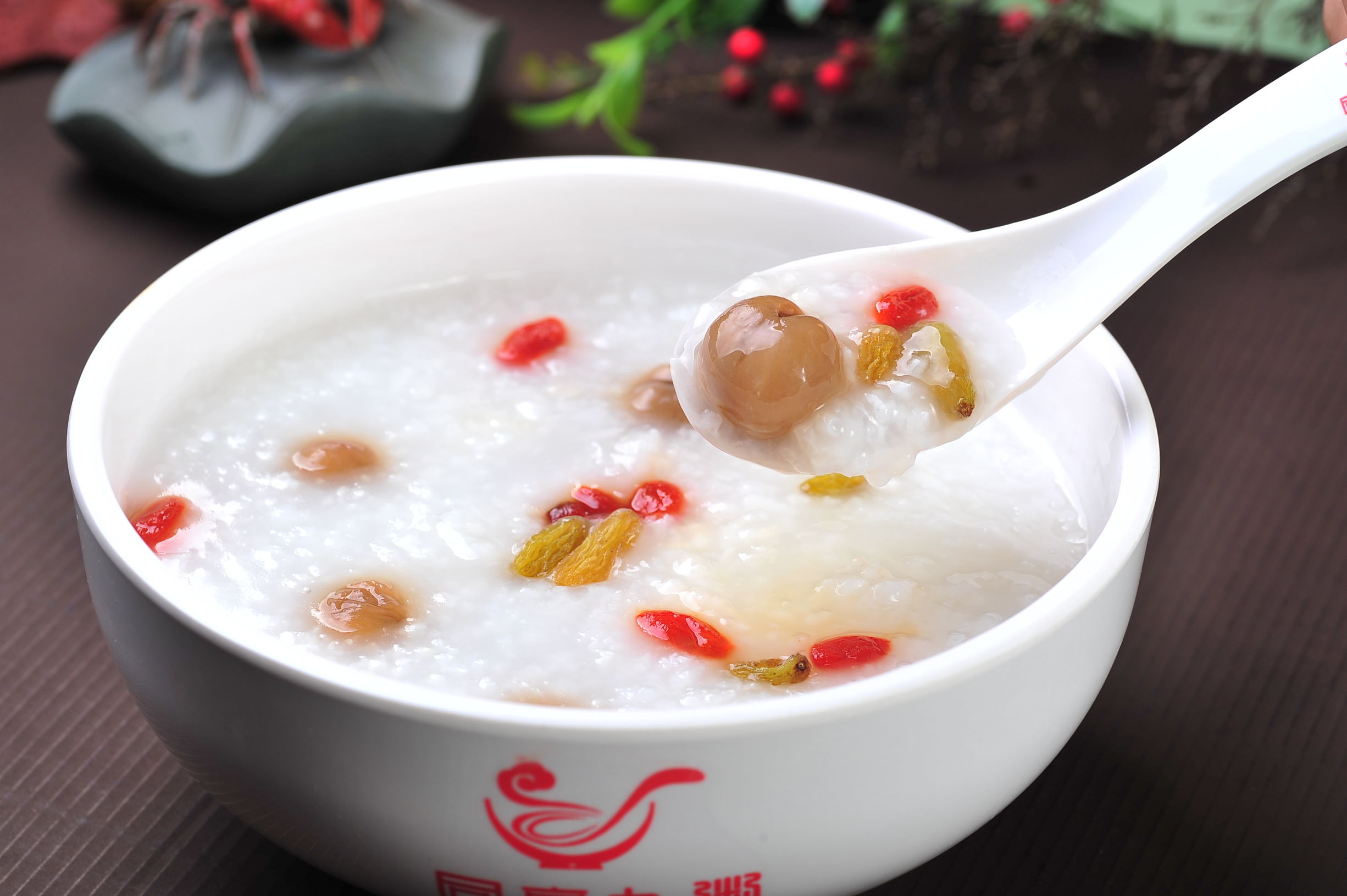 老胃病最怕吃什么,胃病喝粥好还是吃面好