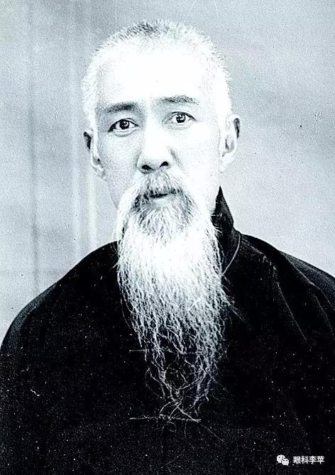 近视的人眼睛无神怎么变有神,眼睛有神无神