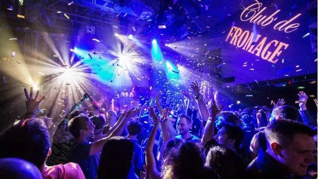 全球多地跨年狂欢,英国跨年之旅