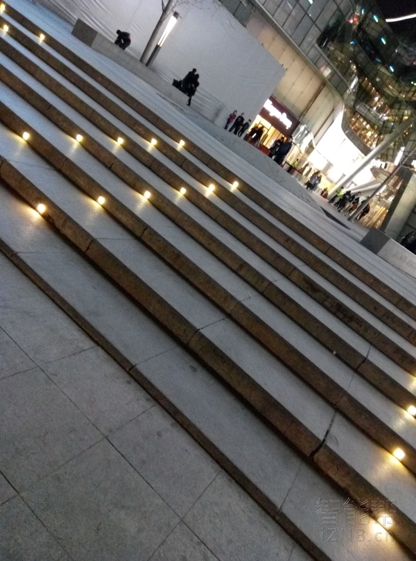 魅蓝metal值不值得升级,魅蓝metal几个版本