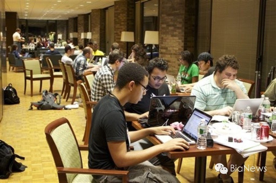 老牌孵化器孔雀机构被强拆又是资金链断裂?