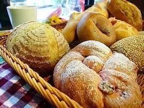 好吃的面包是怎么做出来，真相让你吓出一身冷汗