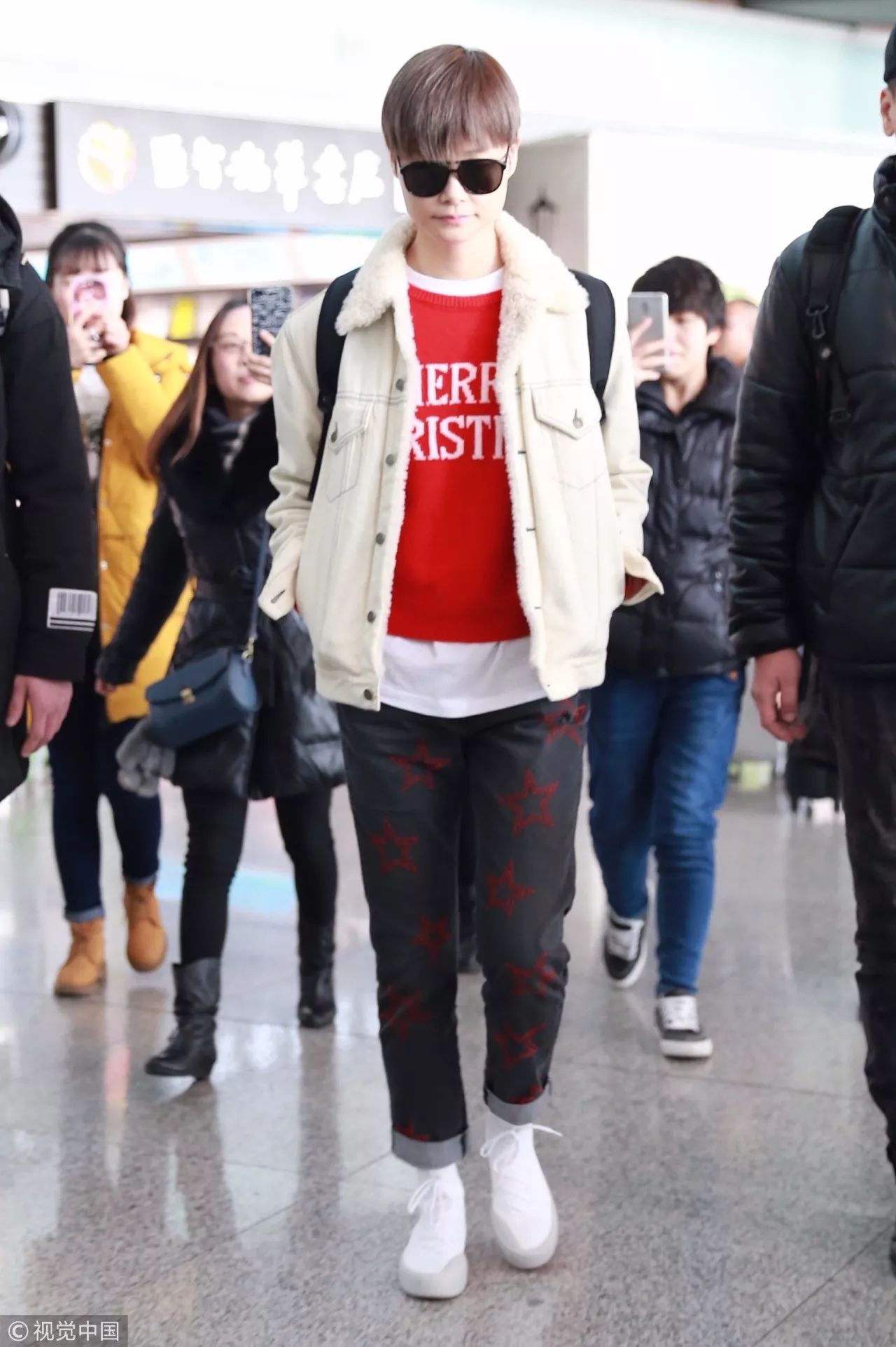 2022李宇春跨年压轴登场视频,跨年零点压轴李宇春