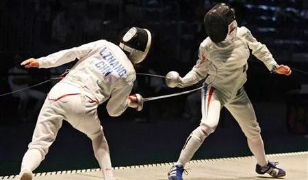 体育中心总部基地,体育中心训练营