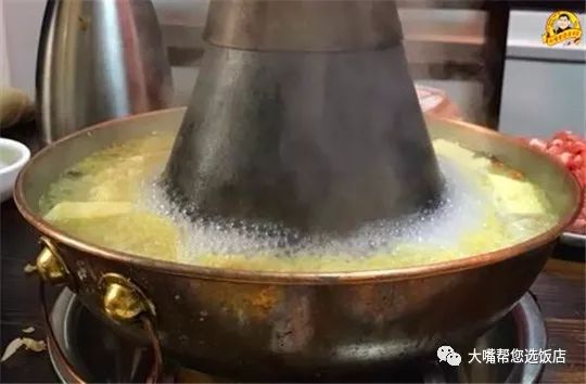 大连吃的美食推荐铜火锅,大连最好吃酸菜铜火锅