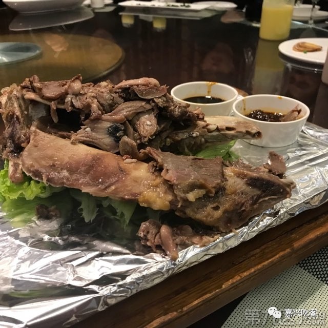 聚餐去哪边吃比较好,家庭四人聚餐去哪吃