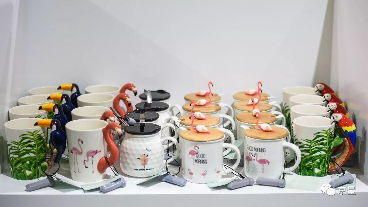 鹈鹕树懒食蚁兽？北京这家非主流玩偶店教你认认新萌物