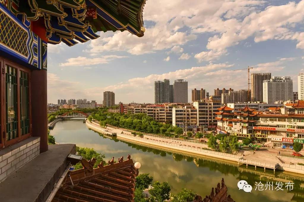 城在林中人在景中,城在园中人在景中