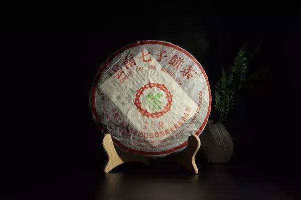 岁月沉淀的老茶,百年古茶岁月沉淀