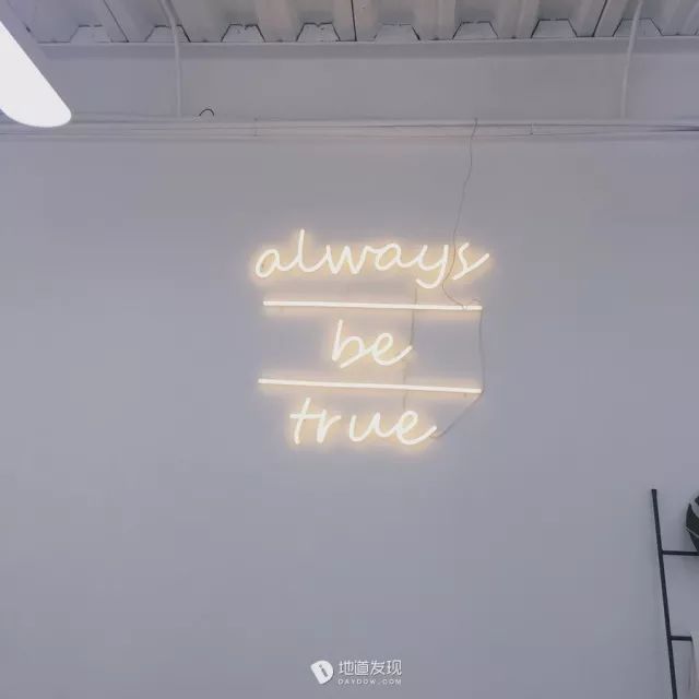 最近比较火的网红咖啡店广州 (广州最值得去的10家网红咖啡店)