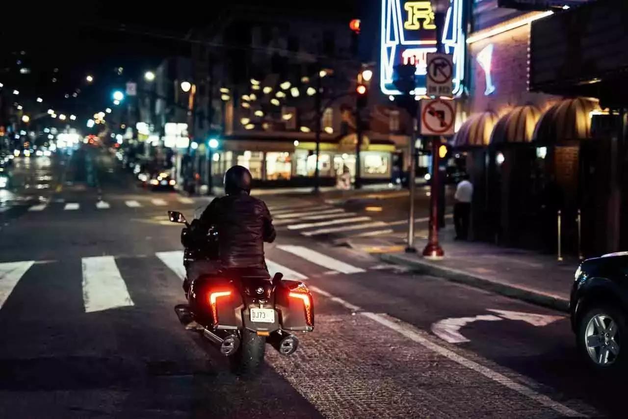 最便宜的宝马巡航摩托车价格,bmw最新价格