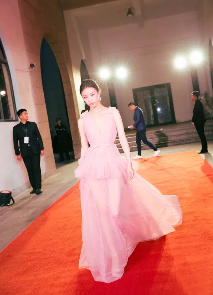 倪妮的高级感怎么来的,倪妮的时尚感