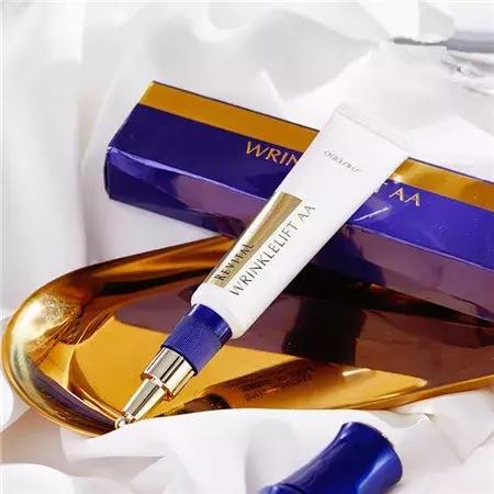 20岁应该用什么样的眼霜,为什么过了20岁一定要用眼霜