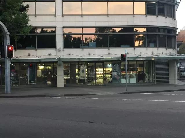 只骗中国人，澳洲假免税店套路深！旅行社免税店相互勾结