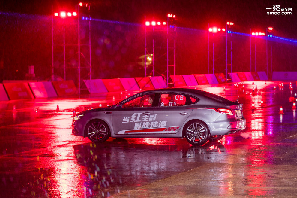 上市66天大额订金订单26000一代车主欲晋升二代