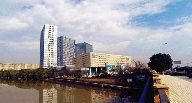 钱包要空啊！2018年上海还有37家大型商场要开！GOGOGO!