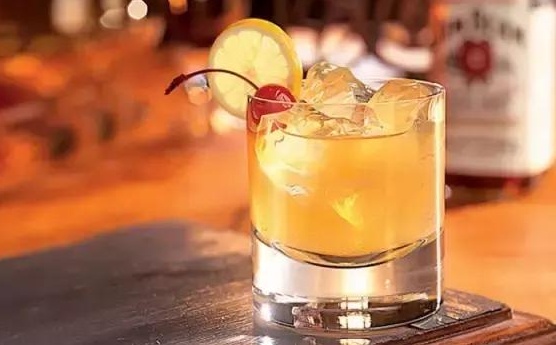 用伏特加的调的经典鸡尾酒,伏特加为基酒的鸡尾酒制作