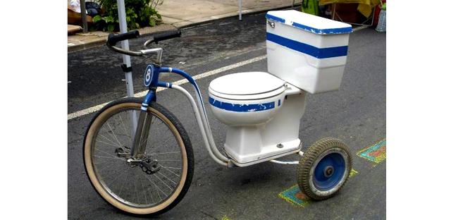 跑马拉松时要上厕所怎么办,跑马拉松想上厕所怎么办