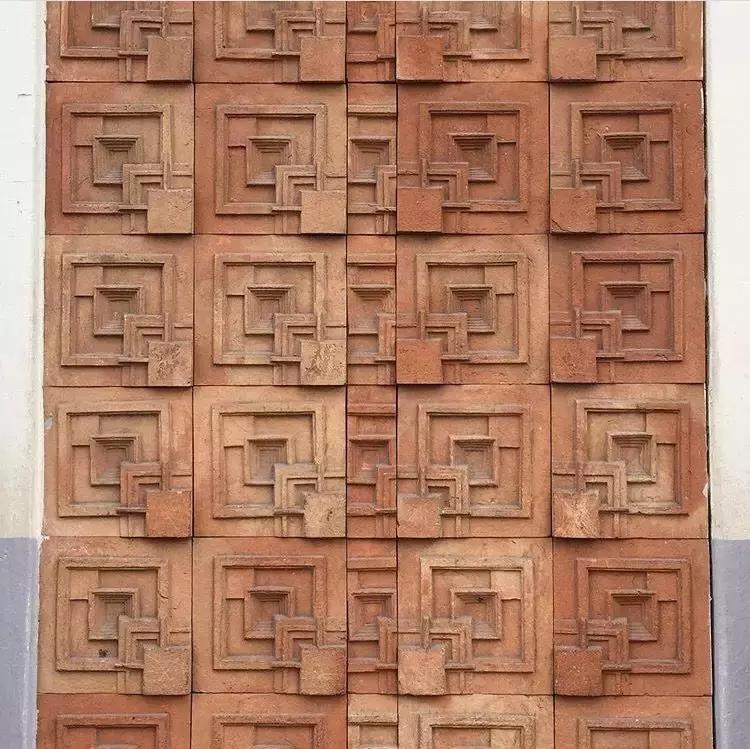 看过纽约的墙，去过摩洛哥的门，踩过东京的井盖，却错过这些美好