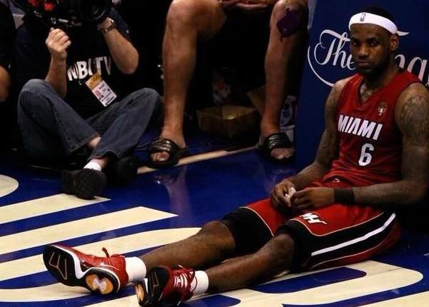 18年总决赛詹姆斯4场表现,16赛季詹姆斯总决赛到底有多伟大