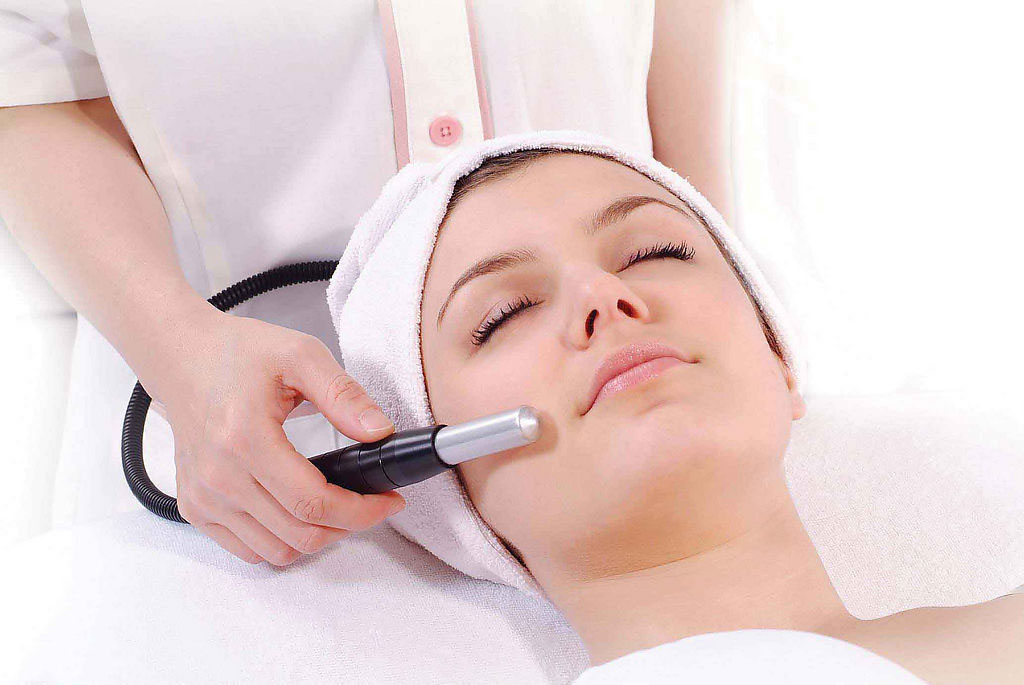 美容仪器大盘点!大排灯、射频仪真的有必要买吗?