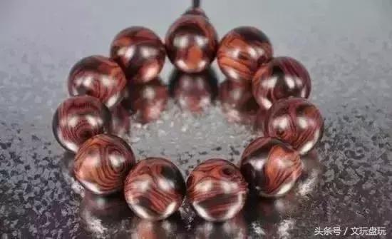 木质手串能直接用手盘吗,可以盘红的木质手串有哪些