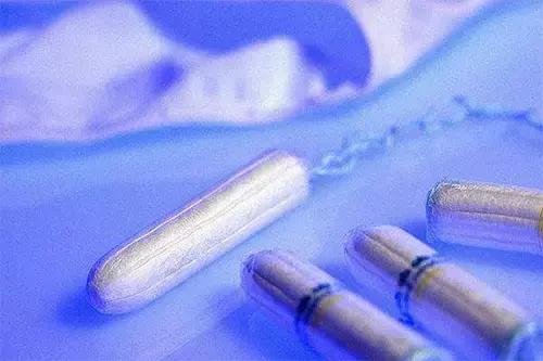 卫生棉条危害案例,用卫生棉条会中毒吗