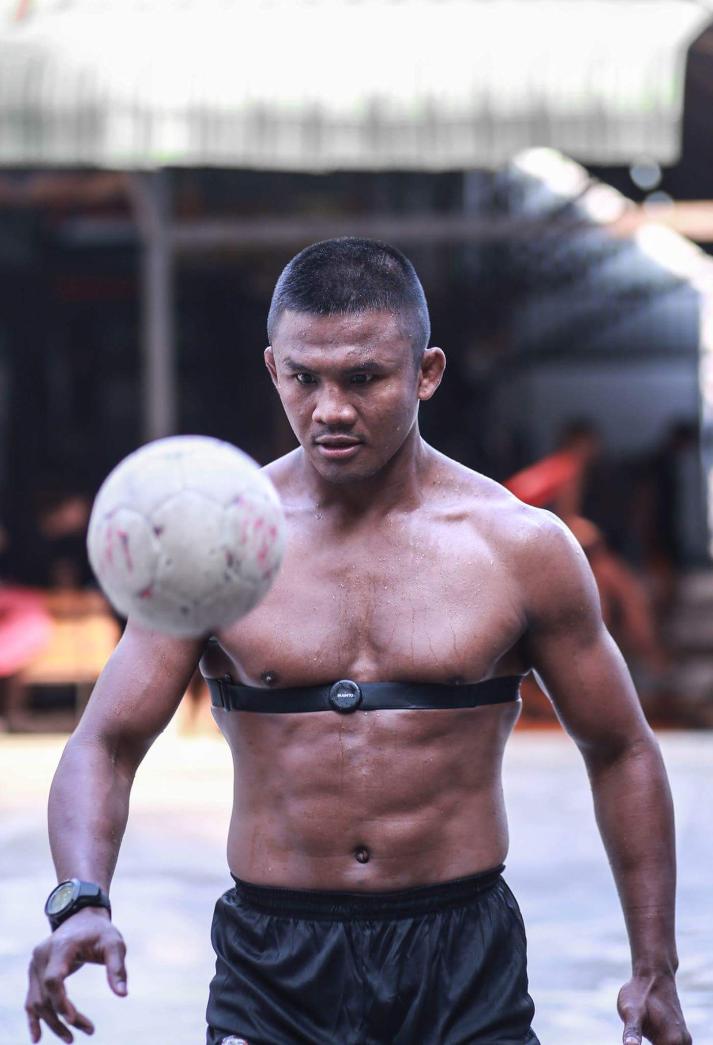 播求与一龙三番战现场直播,播求备战一龙训练