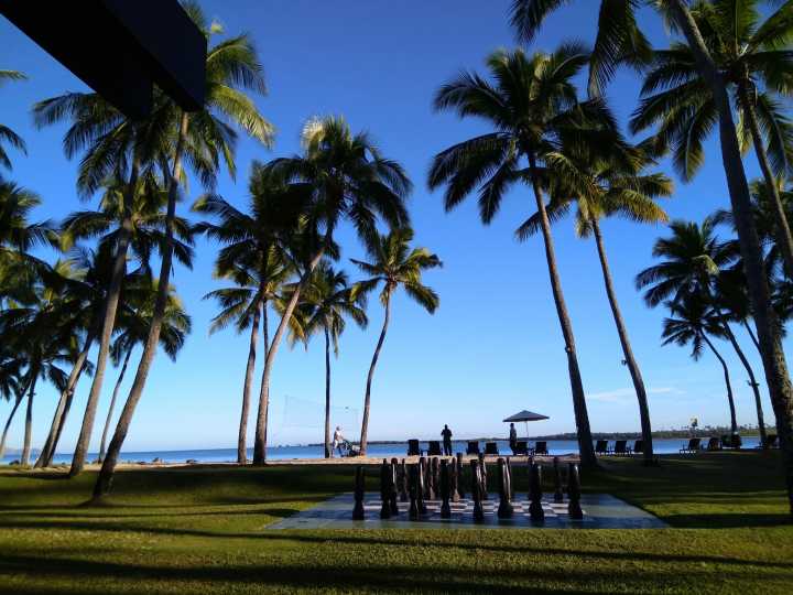 汤加和斐济哪个国家大,斐济国家主产什么