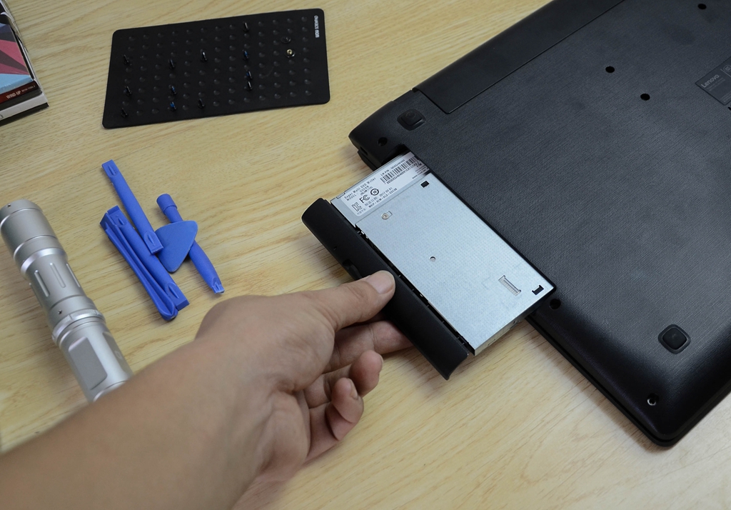 技术贴，笔记本加装SSD再次满血复活，为自己的动手能力点个赞！