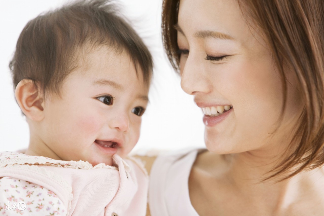 三个月的宝宝正常智商是多少,三个月宝宝智商表现