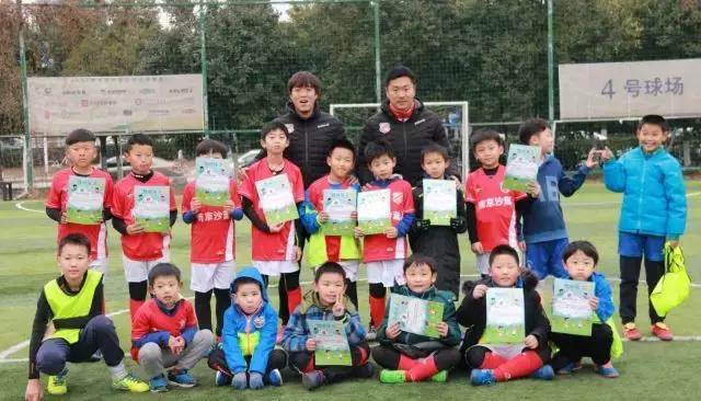 从暖秋到严冬，明基悦宁体育中心青训点秋季班今日正式结业！