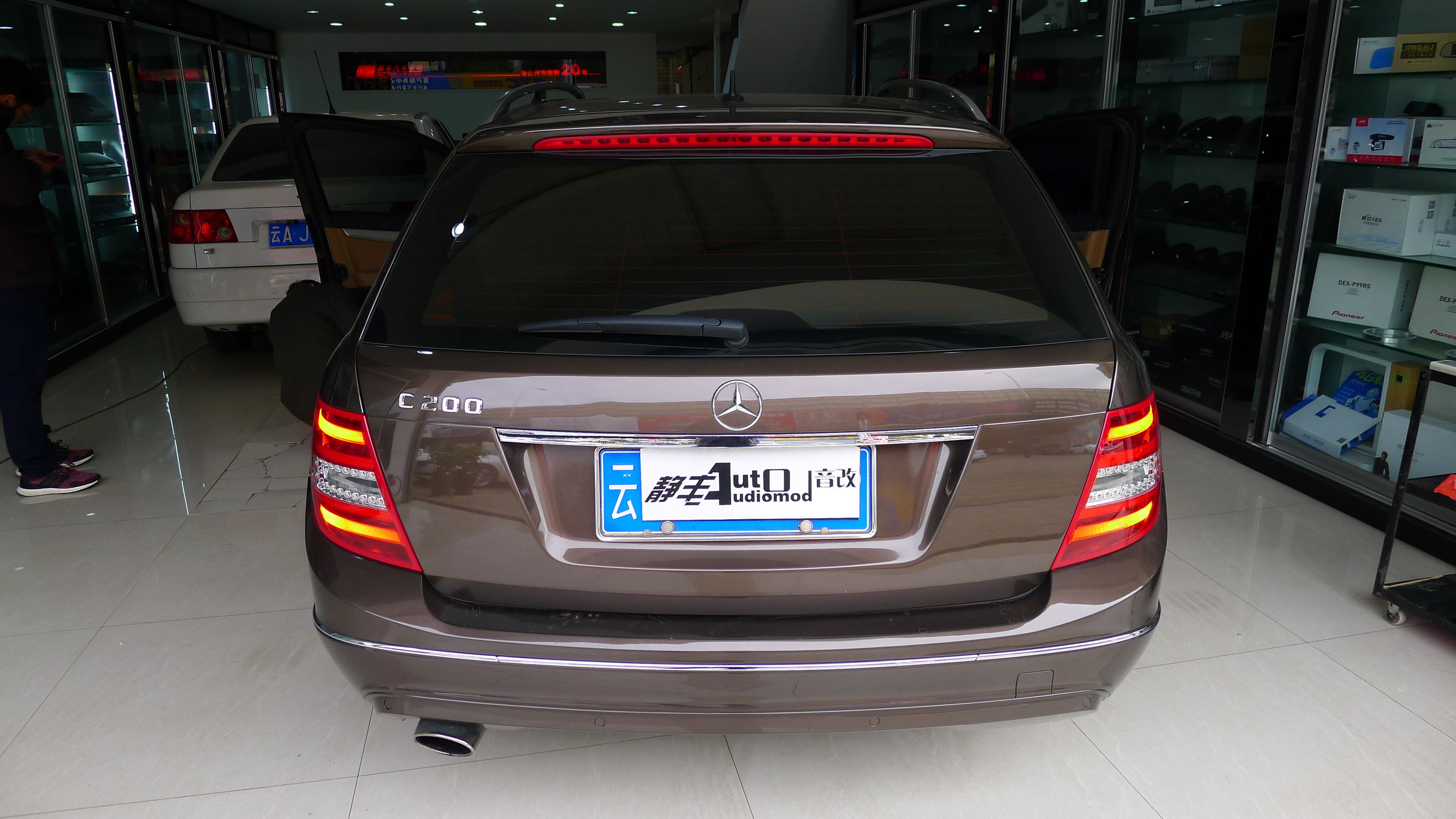 奔驰c200瓦罐旅行,奔驰c200瓦罐新款