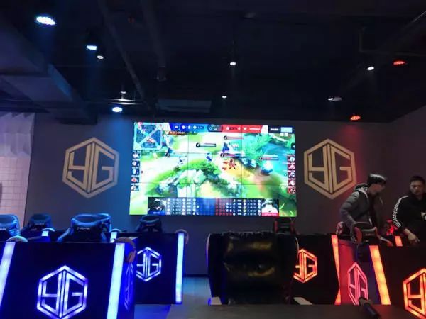 无锡开出首家手游吧小伙用打游戏来创业