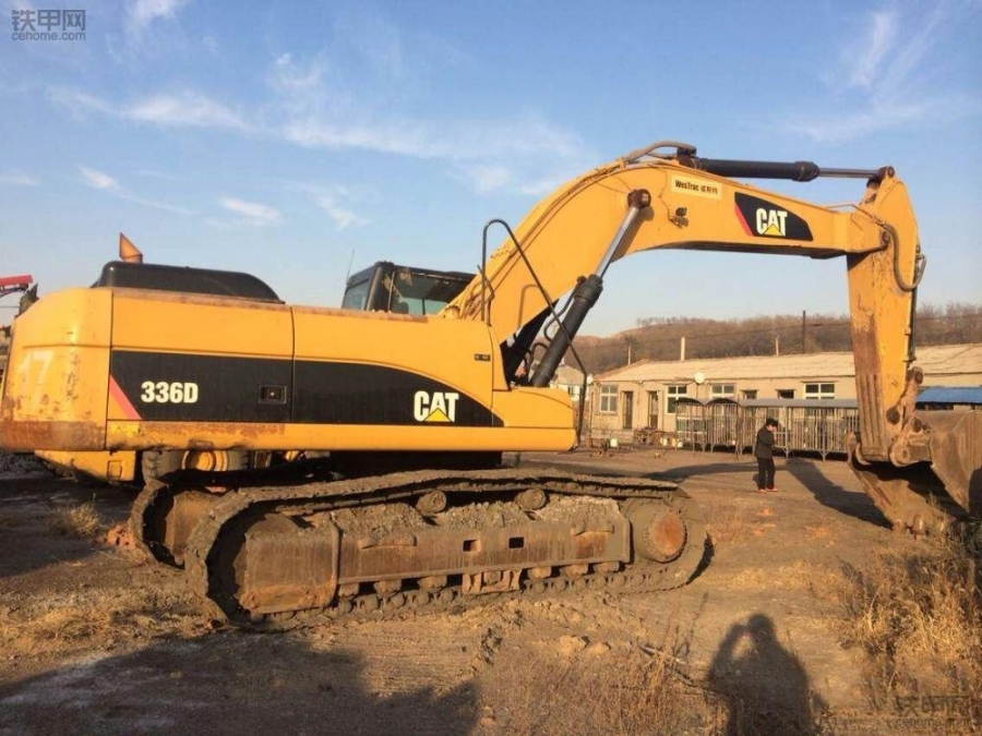 哪个进口二手挖掘机最便宜,广西直喷二手卡特挖掘机交易市场