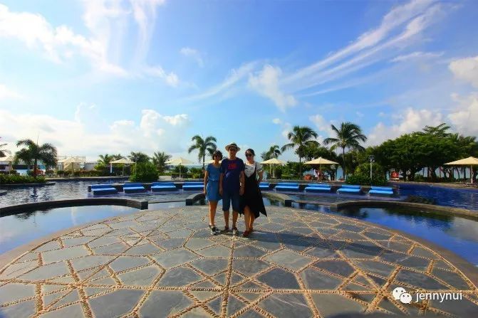 带父母去三亚需要多少钱,三亚旅行攻略带什么吃的