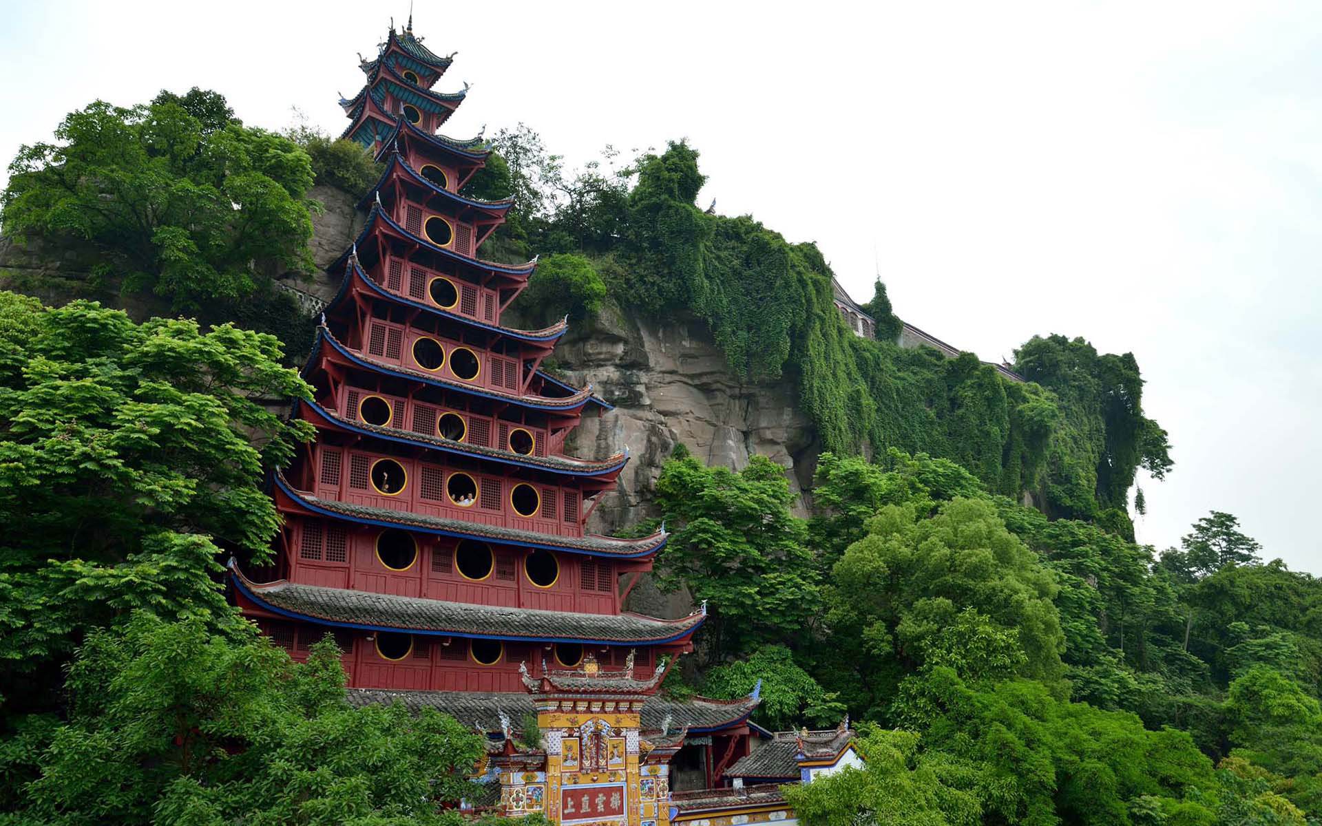 长江三峡-有夔门天下雄!还有-两岸崇山峻岭,悬崖绝壁,风光奇绝
